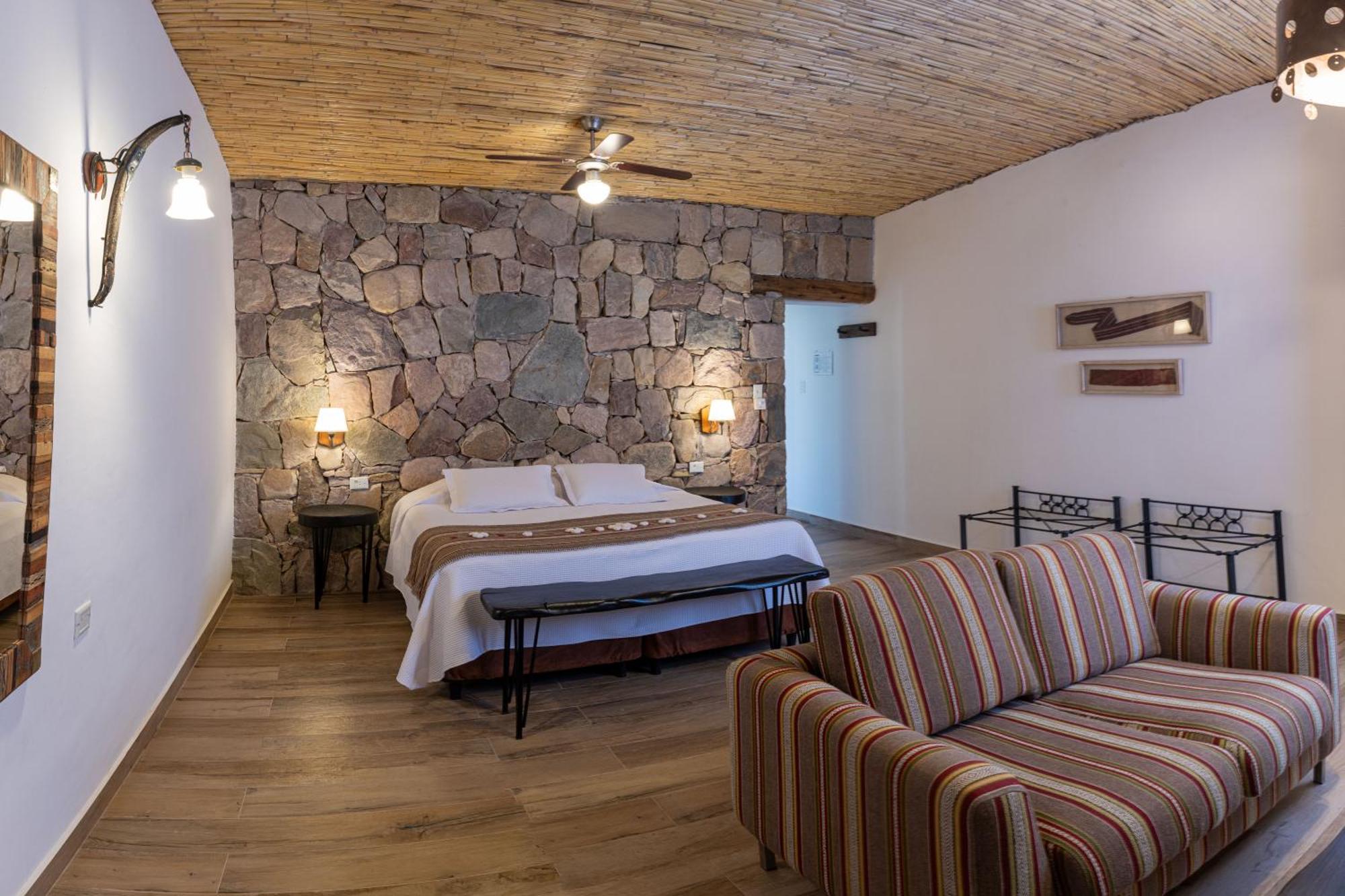 Posta De Purmamarca Bed & Breakfast Ngoại thất bức ảnh
